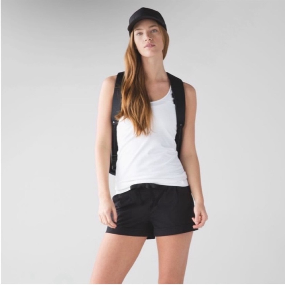Lululemon Spring Break Away Short II